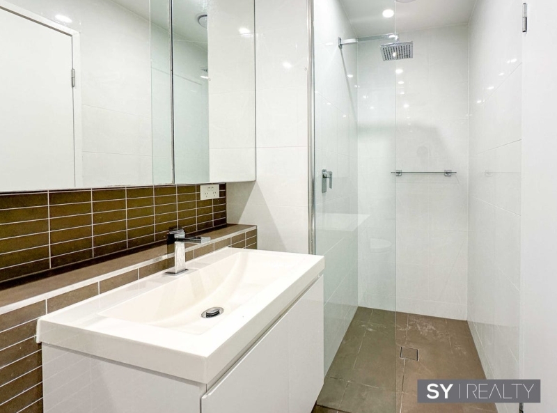 L2/10 Gertrude Street, Wolli Creek, NSW 2205