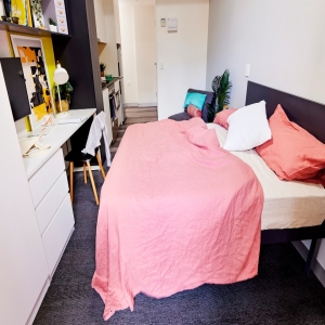 LARGE STUDIO APARTMENT