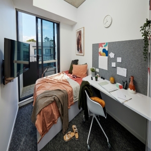 5 Bed Apartment