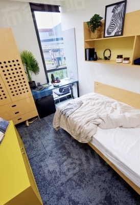 Scape Darling House